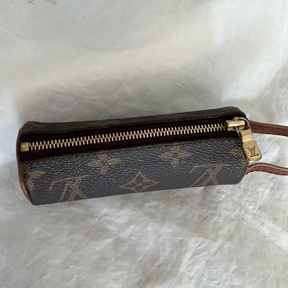 Louis Vuitton Nano Papillon Coin Purse - Picture 3 of 13